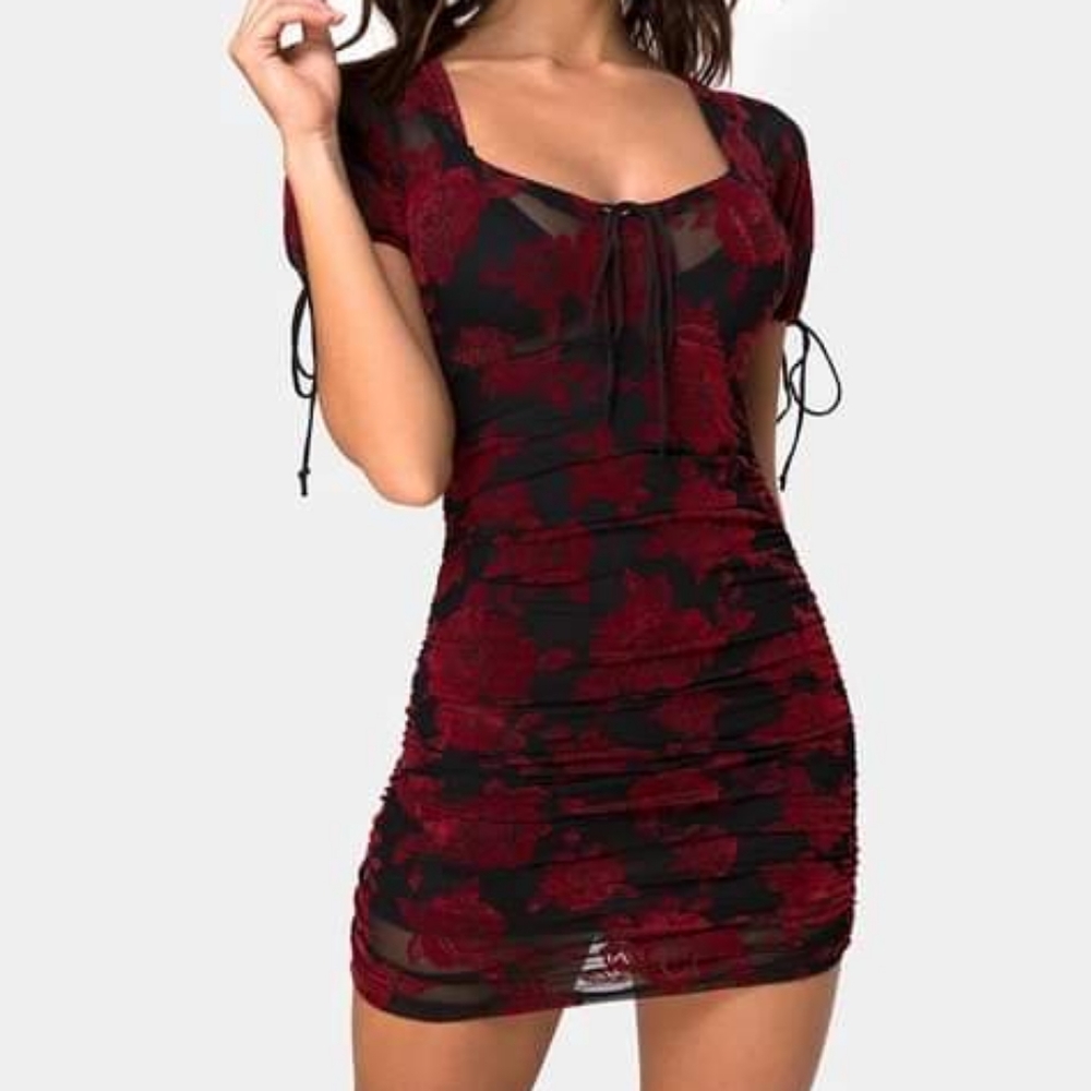 Motel Guenetta Dress in Romantic Rose Flock